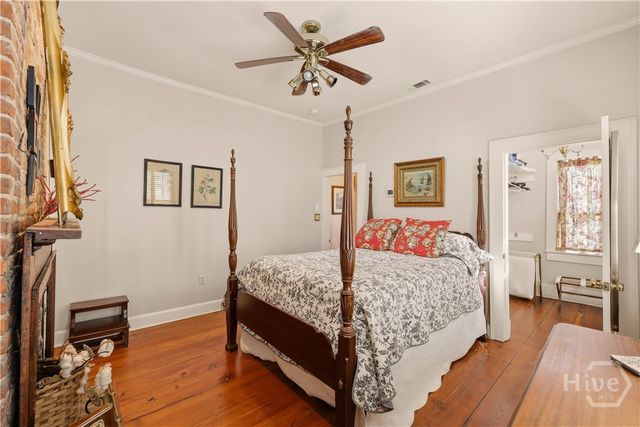 111 E Broad Street, Savannah, GA 31401