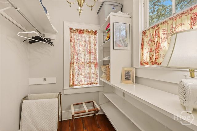 111 E Broad Street, Savannah, GA 31401