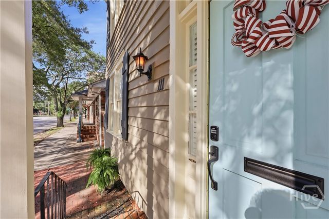 111 E Broad Street, Savannah, GA 31401
