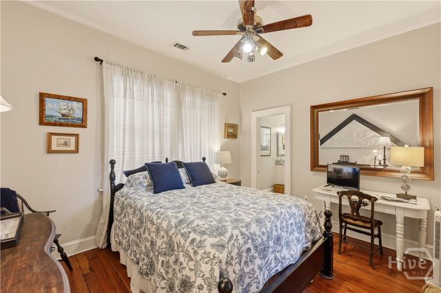111 E Broad Street, Savannah, GA 31401