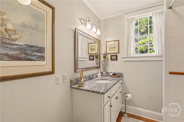 111 E Broad Street, Savannah, GA 31401
