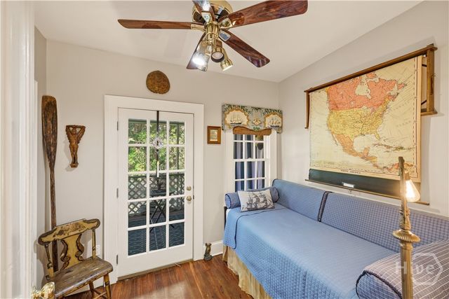 111 E Broad Street, Savannah, GA 31401