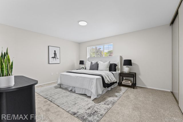 4905 Coventry Street, Royal Oak, MI 48073