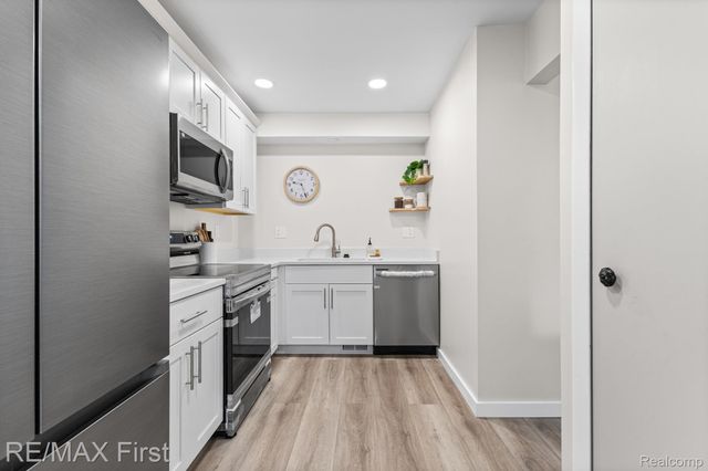 4905 Coventry Street, Royal Oak, MI 48073