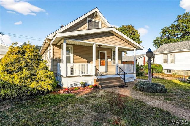 6437 Hancock Avenue, St Louis, MO 63139