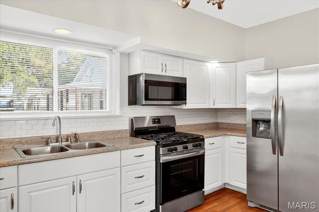 6437 Hancock Avenue, St Louis, MO 63139