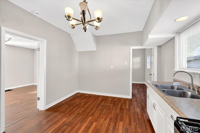 6437 Hancock Avenue, St Louis, MO 63139