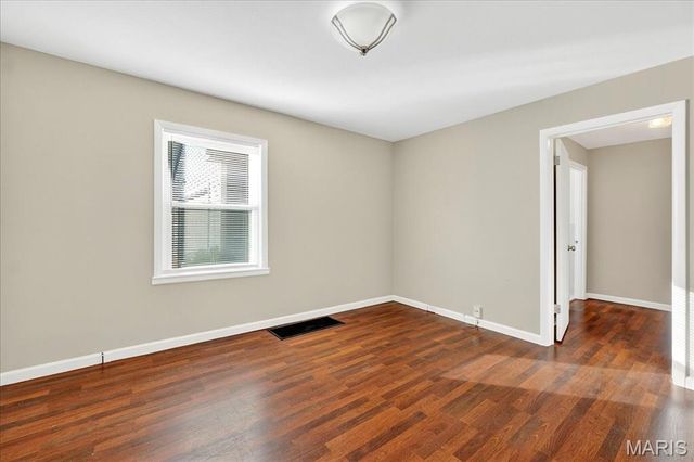 6437 Hancock Avenue, St Louis, MO 63139