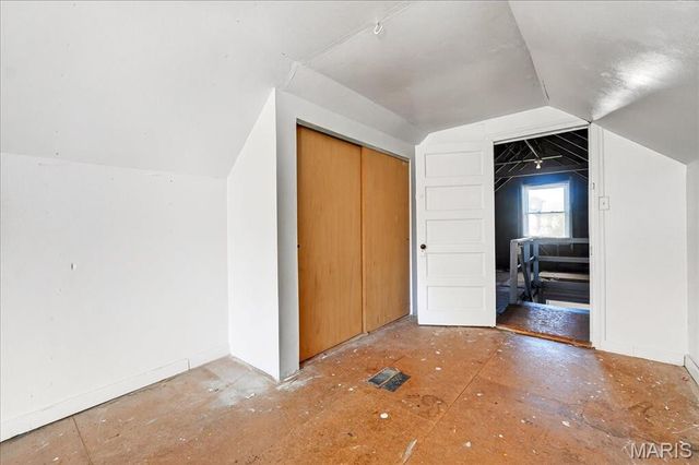 6437 Hancock Avenue, St Louis, MO 63139