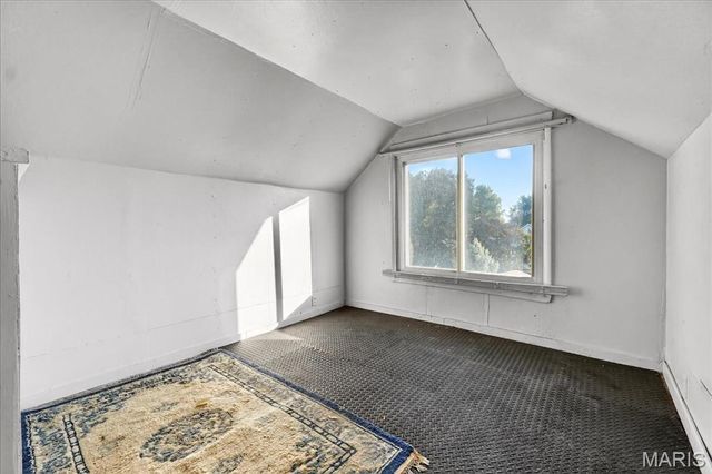 6437 Hancock Avenue, St Louis, MO 63139