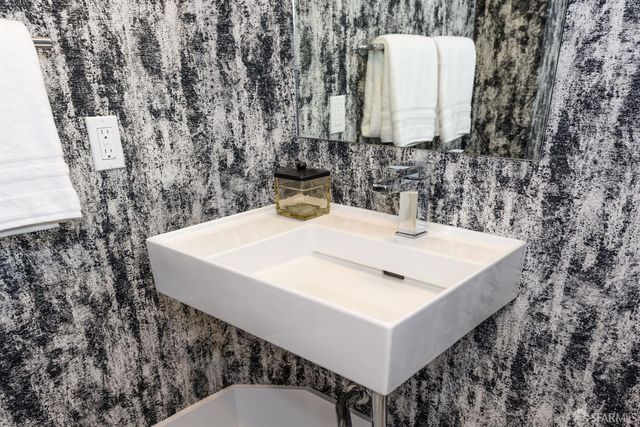 1288 Howard Street 330, San Francisco, CA 94103