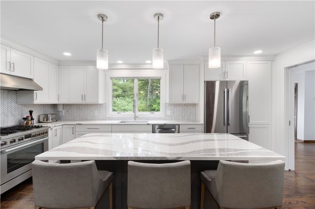 257 Shannock Road, South Kingstown, RI 02879