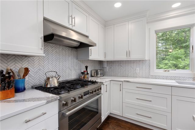 257 Shannock Road, South Kingstown, RI 02879