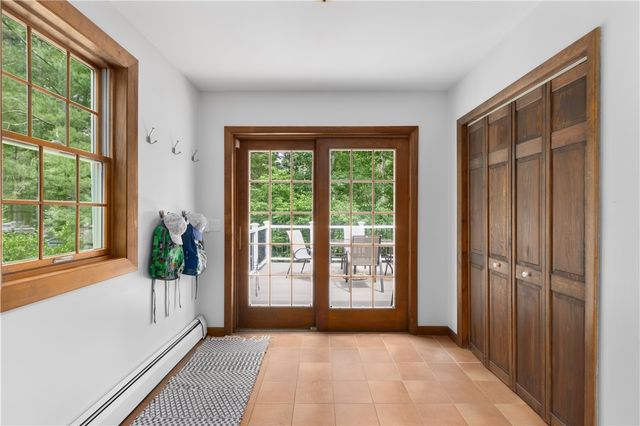 257 Shannock Road, South Kingstown, RI 02879