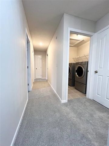 8801 N Kirkwood Avenue, Kansas City, MO 64154