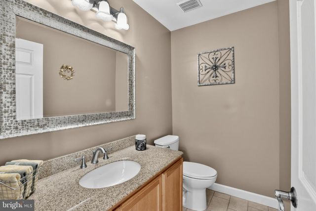700 FOX HOLLOW DR, Yardley, PA 19067