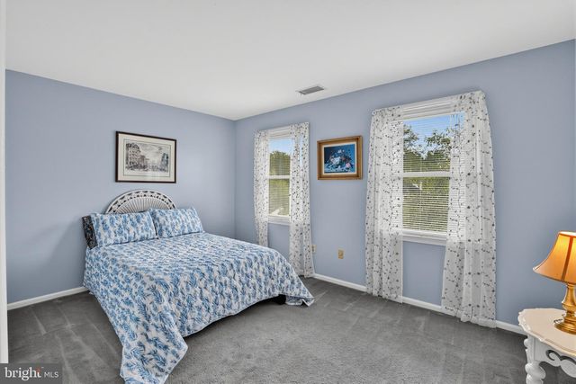 700 FOX HOLLOW DR, Yardley, PA 19067
