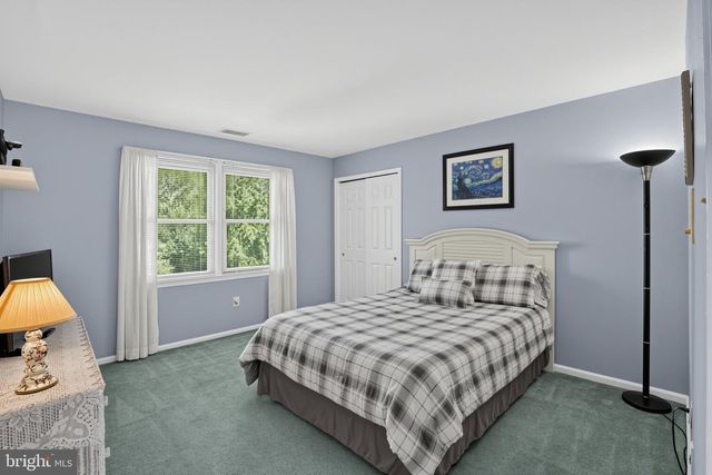 700 FOX HOLLOW DR, Yardley, PA 19067