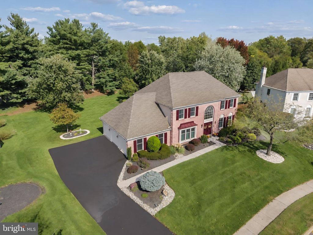 700 FOX HOLLOW DR, YARDLEY, PA 19067 — photo 4