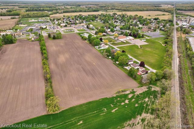 12385 Church Street, Birch Run, MI 48415