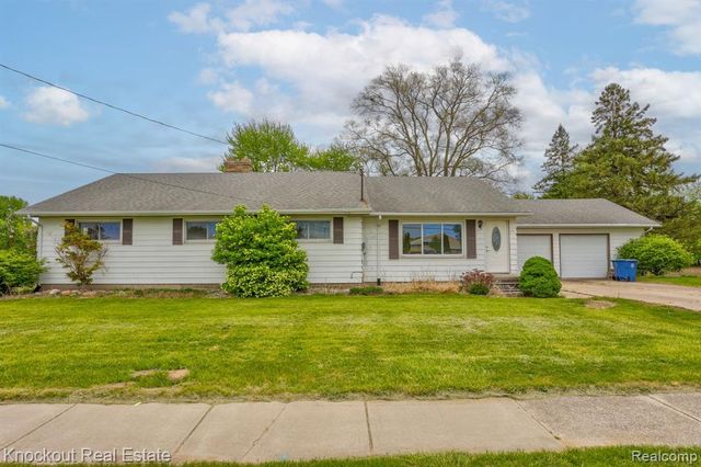 12385 Church Street, Birch Run, MI 48415