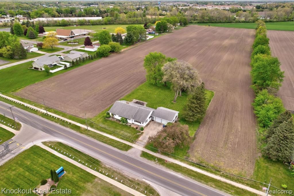 12385 Church Street, Birch Run, MI 48415