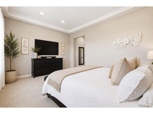 8641 S De Gaulle Ct, Aurora, CO 80016