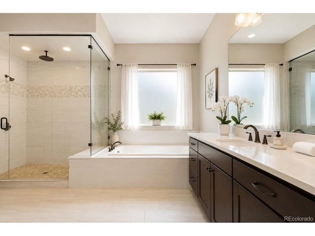 8641 S De Gaulle Ct, Aurora, CO 80016