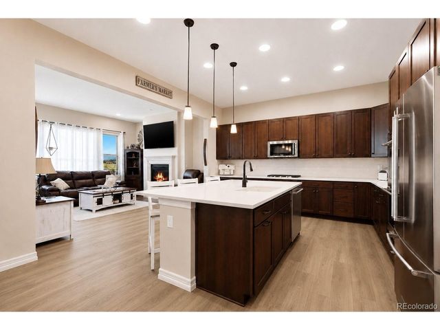 8641 S De Gaulle Ct, Aurora, CO 80016