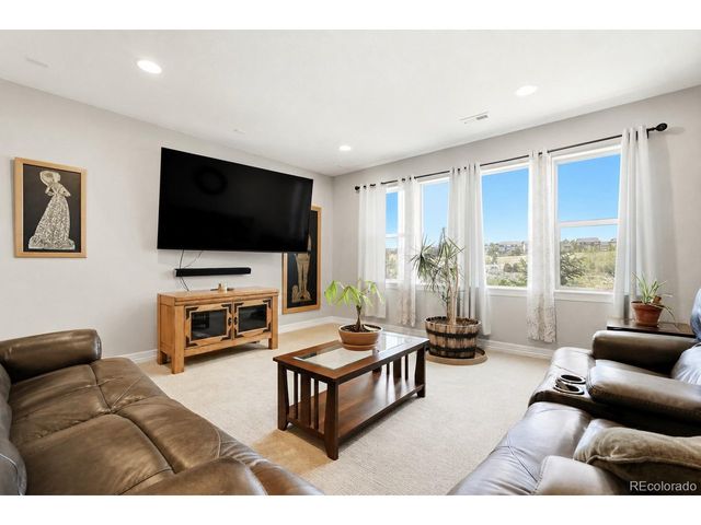 8641 S De Gaulle Ct, Aurora, CO 80016