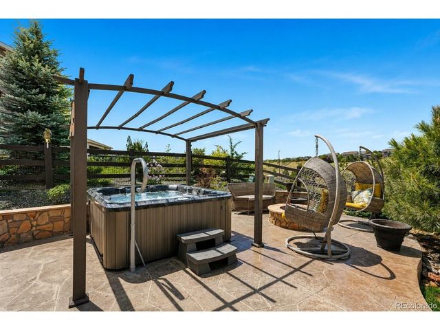 8641 S De Gaulle Ct, Aurora, CO 80016