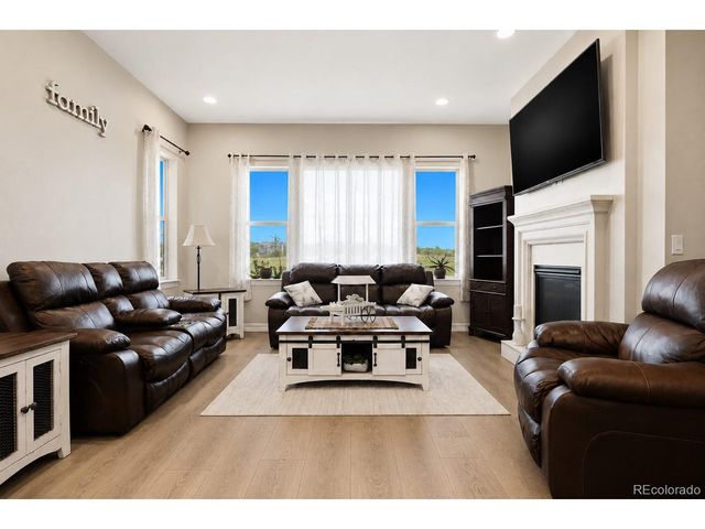 8641 S De Gaulle Ct, Aurora, CO 80016