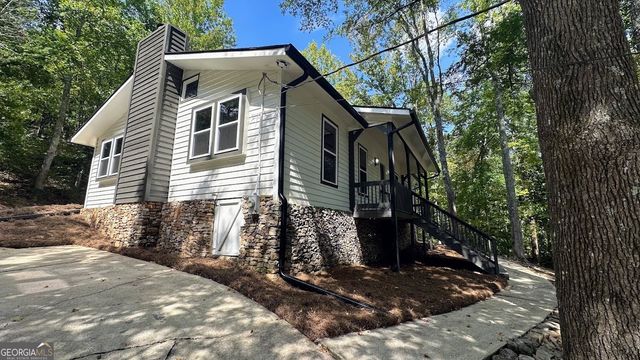 1524 Lakeshore Drive, Anniston, AL 36207