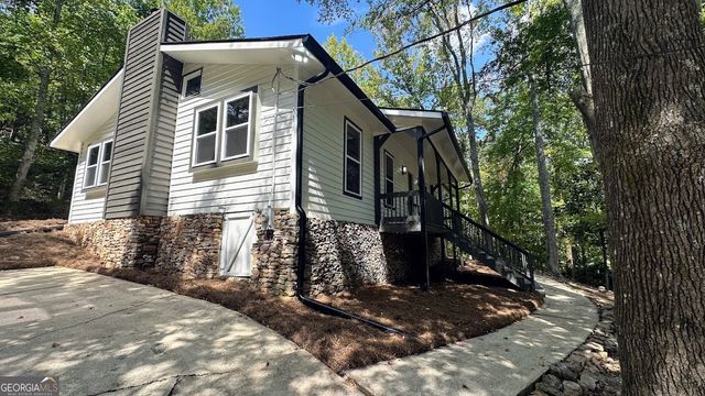 1524 Lakeshore Drive, Anniston, AL 36207