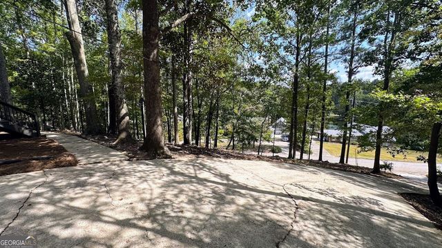 1524 Lakeshore Drive, Anniston, AL 36207
