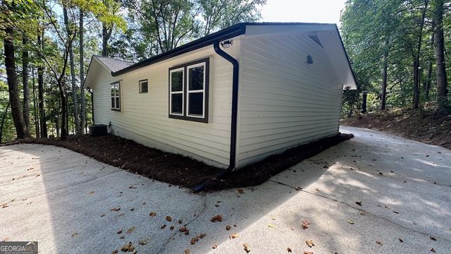 1524 Lakeshore Drive, Anniston, AL 36207