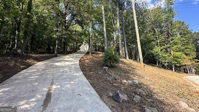 1524 Lakeshore Drive, Anniston, AL 36207