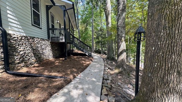 1524 Lakeshore Drive, Anniston, AL 36207