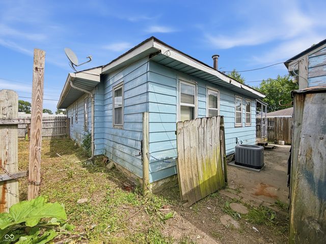 404 Foltz Street, Indianapolis, IN 46241