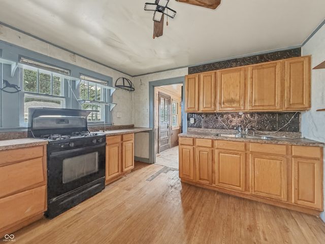 404 Foltz Street, Indianapolis, IN 46241