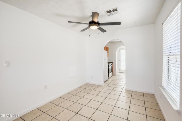 5982 Valle Del Sol Drive, El Paso, TX 79924