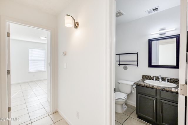 5982 Valle Del Sol Drive, El Paso, TX 79924