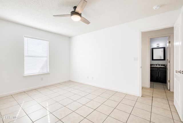 5982 Valle Del Sol Drive, El Paso, TX 79924