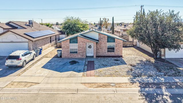 5982 Valle Del Sol Drive, El Paso, TX 79924