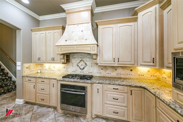 27 Chez Moi Drive, Bossier City, LA 71111