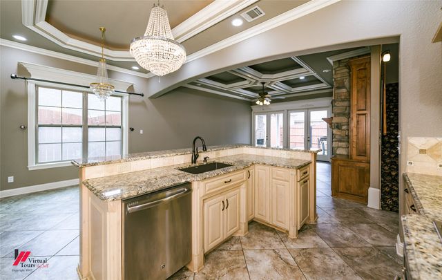 27 Chez Moi Drive, Bossier City, LA 71111