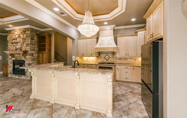 27 Chez Moi Drive, Bossier City, LA 71111