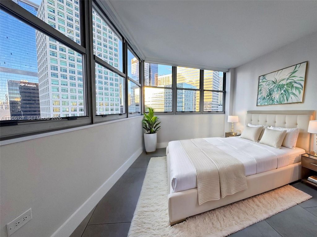 Image 11 of property listing at 825 Brickell Bay Dr 1448, Miami, FL 33131