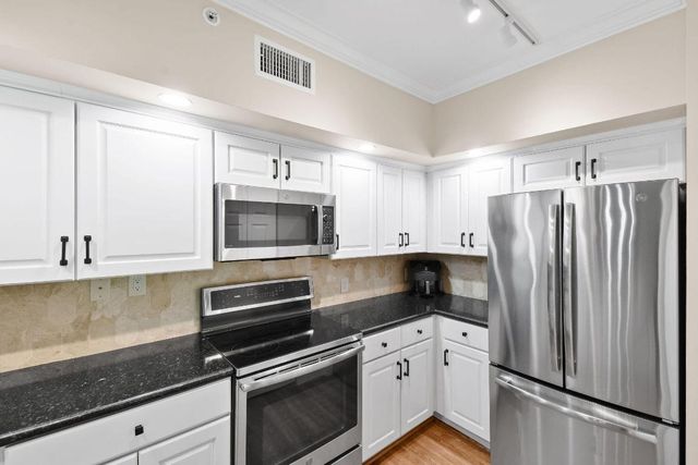 11790 Saint Andrews Place 102, Wellington, FL 33414