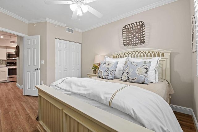 11790 Saint Andrews Place 102, Wellington, FL 33414